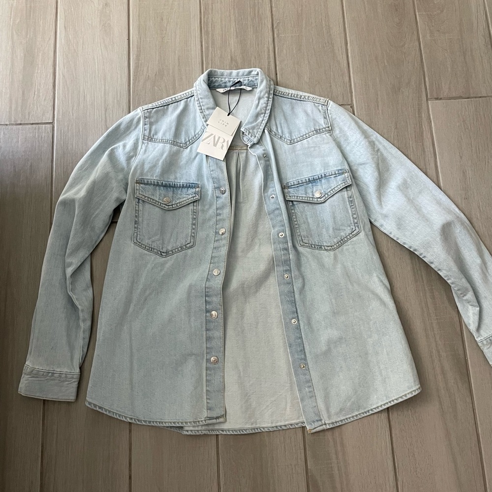Zara denim button shirt🆕